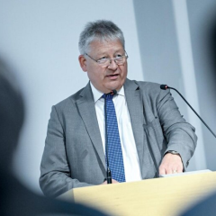 German intelligence chief stays in Kyiv