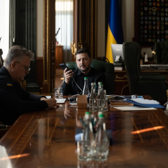 Зеленский обсуждает приоритеты Украины с Стуббом