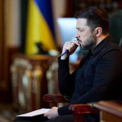 Зеленский вводит в действие решение РНБО: Украина готовит международные договоры о гарантиях безопасности