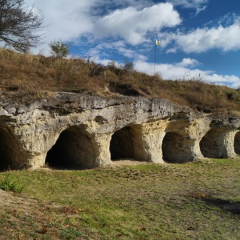 Міколаївські печери та сучасний сервіс ДМС