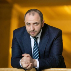 Зеленський прийняв відставку Івана Абрикосова