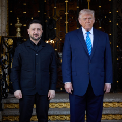Трамп поздравляет Украину с Днем независимости