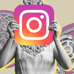 Логотип Instagram на футуристичному фоні