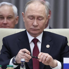 Протесты против Путина по поводу войны в Украине