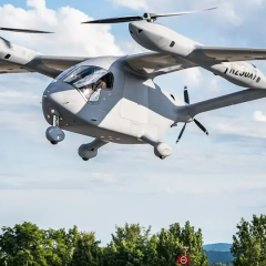 Вертикально взлетающий самолет ALIA A250 от BETA Technologies