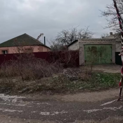 Evacuation of residents of Druzhkivka by rescuers 
