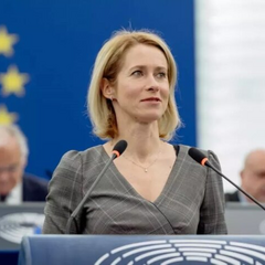 Маскування провалу літнього наступу Росією