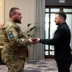 Zelensky awards soldiers in Zakarpattia