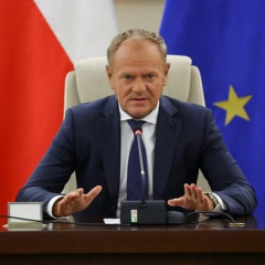 Польща пропонує позбавити Зеленського ордена Білого Орла через УПА