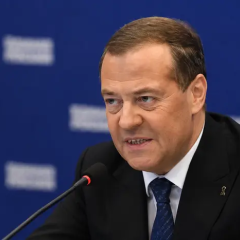 Medvedev threatens strikes against nuclear power plants