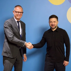 Zelensky awarded honors to four European cities