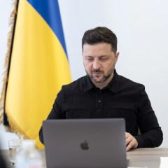 Фейкові обкладинки європейських ЗМІ про Зеленського