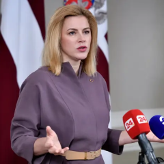 Silinya resigns due to political crisis
