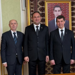 Ukrainian delegation at negotiations in Turkmenistan