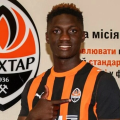 Shakhtar signs U-19 record holder