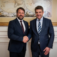 First Visit to Ukraine by Brittany’s President Focuses on Aid for Kherson Region