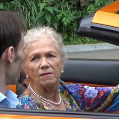 Лише зрілому віку: обмеження автомобільного керування