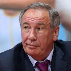 Російський чиновник поховав Мессі та Роналду