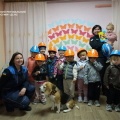 Как собака Тото и спасатели учили детей безопасности в День защиты животных