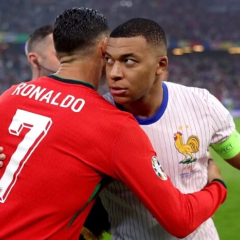 Ronaldo and Mbappe playing with Lego