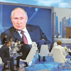 German politicians travel to Putin