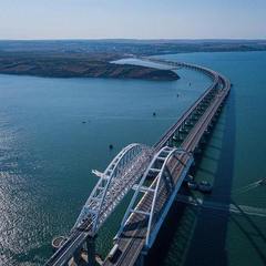 Зруйнований Керченський міст після нового озброєння