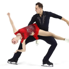 Russian figure skaters complain about suspension
