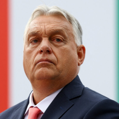 Hungary suspends gas export to Ukraine