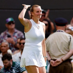 Колишня тенісистка Петра Квітова з двійнятами