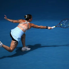 Ukrainian tennis player demands removal of patch