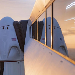 Экипаж-13 на SpaceX Dragon установил рекорд: стыковка с МКС за 7 часов 55 минут