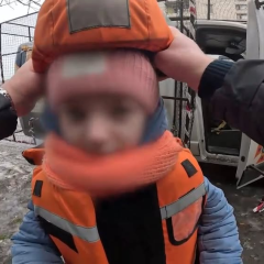 Летный вертолет эвакуирует жителей из Дружковки