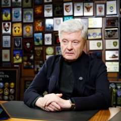 Порошенко озвучил шестибазовый план прекращения войны и восстановления Украины