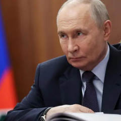 Putin explains Russia's GDP decrease