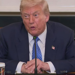 Трамп і Путін обговорюють обмін територіями