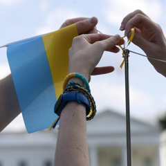 Українці у США платять новий збір