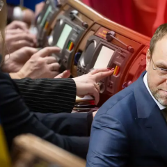 Коалиция в парламенте разорвана: Власенко о нехватке голосов и деле Тимошенко