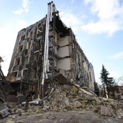 Обгоревшие погибшие и раненые от российской ракеты