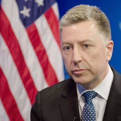 Курт Волкер обговорює проблему з російським президентом