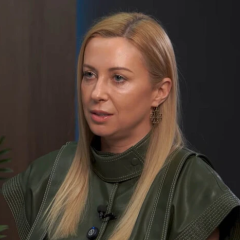 Tonya Matviienko on stage