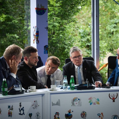 Зеленський та Трамп на переговорах