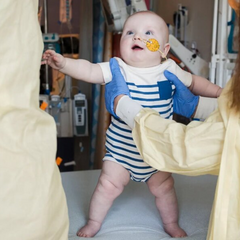 Індивідуальна генна терапія врятувала дитині