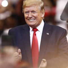 Взломанный предвыборный сайт Трампа - угроза президенту