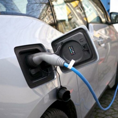 Зарядні станції для електромобілів в Україні