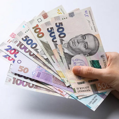 Картинка процесу отримання грошової допомоги