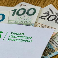 Изображение календаря с горячими месяцами