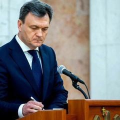 Президент Молдови веде переговори