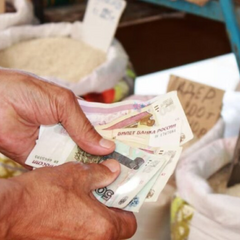 Курс гривні по відношенню до долара