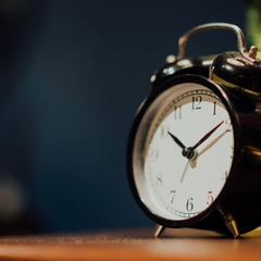 Українці переводять годинник на зимовий час
