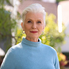 Мати Ілона Маска виражає підтримку Україні